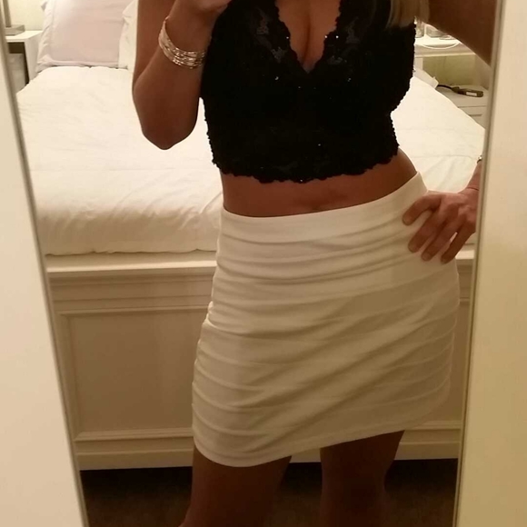 2 Express Mini Skirts Size 6 - Picture 3 of 6